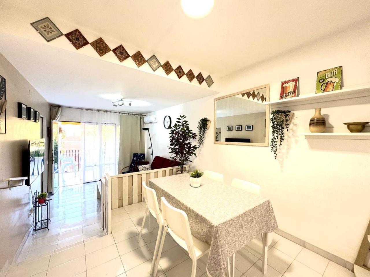 Apartsalou Blau Mari Exteriér fotografie