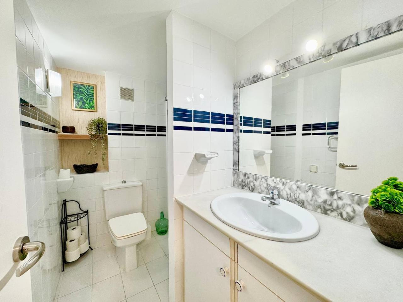 Apartsalou Blau Mari Exteriér fotografie